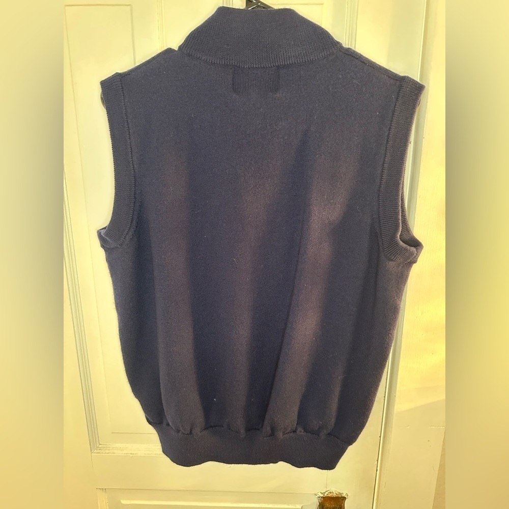 Viyella 1/4 Zip Sleeveless Mock Neck Sweater - Picture 5 of 6